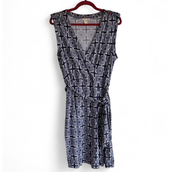 Banana Republic Dresses & Skirts - Banana Republic Wrap Front Sleeveless Knit Dress Size L